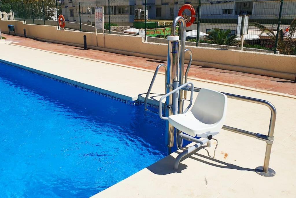 贝纳尔马德纳Apartamento A Pie De Playa Con Terraza Y Piscinas公寓 外观 照片